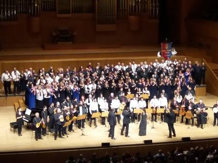 Κατάμεστο το Μέγαρο Μουσικής στο μουσικό ταξίδι των Επτανήσων – Ενθουσίασαν οι χορωδίες των νησιών μας