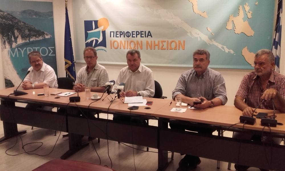 Η εντατικοποίηση των περιβαλλοντικών ελέγχων στα Μεσοράχια και η απομάκρυνση των αστυνομικών δυνάμεων από τη νότια Κέρκυρα κυριάρχησαν στη συνάντηση που κάλεσε ο Περιφερειάρχης Ιονίων Νήσων