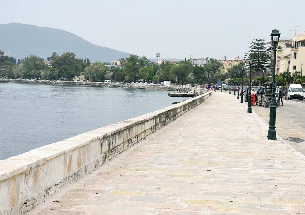 Την Παρασκευή 23/8 η τελετή επίσημης παράδοσης σε χρήση του έργου της παραλιακής Γαρίτσας Κέρκυρας και του τείχους στο ΝΑΟΚ