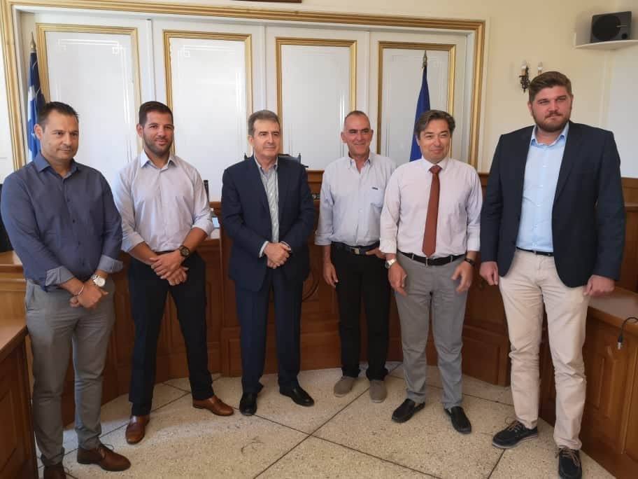 Συνεργασία Περιφέρειας Ιονίων Νήσων  και Υπουργού Προστασίας του Πολίτη Μ. Χρυσοχοϊδη || Κατα την επίσκεψή του στη Ζάκυνθο συζητήθηκαν θέματα  εφαρμογής μέτρων προστασίας της δημόσιας υγείας και οδικής ασφάλειας