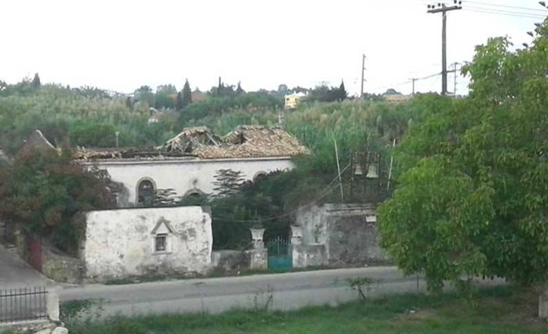 Ξεκινούν οι εργασίες αποκατάστασης  του Ιερού Ναού Αγίας Αικατερίνης των Κήπων Ζακύνθου.  Υπεγράφη η ένταξη του έργου στο ΕΣΠΑ από την Περιφερειάρχη Ιονίων Νήσων