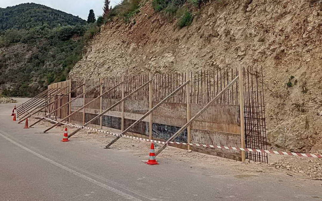 Ανδρέας Κτενάς: «Μία ακόμα παρέμβαση ουσίας στην Ορεινή Λευκάδα» – Ξεκίνησαν εργασίες αντιστήριξης του επαρχιακού δρόμου Βαυκερή – Εγκλουβή