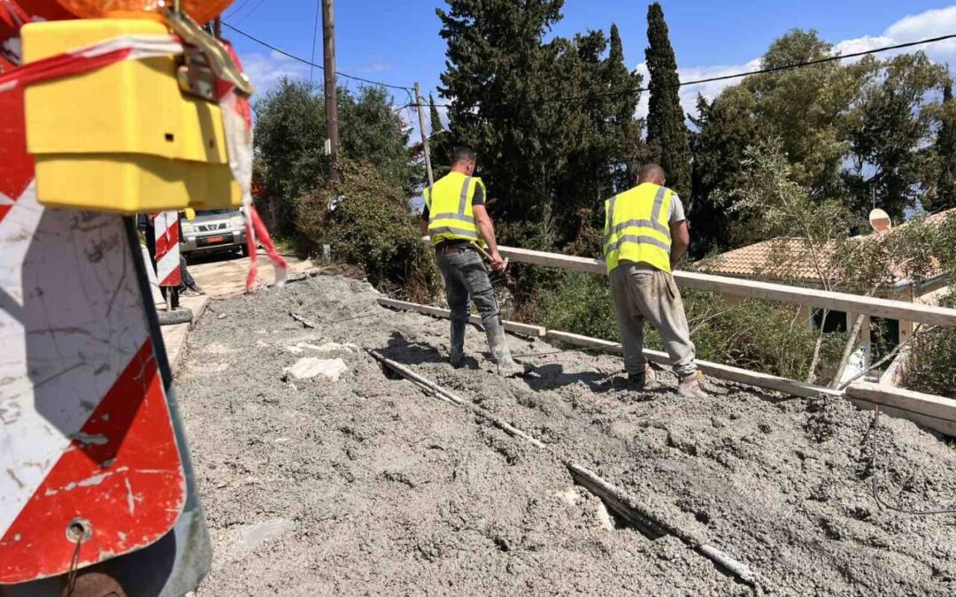 Με σχέδιο, ευθύνη και χρηματοδότηση από το ΕΣΠΑ, η Περιφέρεια Ιονίων Νήσων ξεκινά την πλήρη αποκατάσταση του οδικού άξονα Πέραμα – Μωραΐτικα στην Κέρκυρα