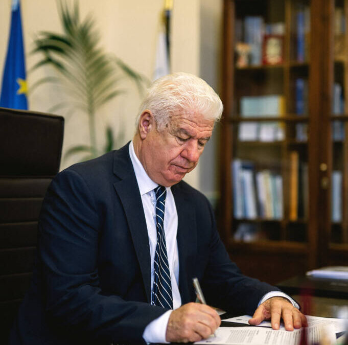 Στο ΕΣΠΑ 2021-27 ενέταξε ο Περιφερειάρχης Ιονίων Νήσων το έργο του Οδικού Άξονα Αεροδρόμιο-Κρανιά στην Κεφαλονιά προϋπολογισμού άνω των 7,8 εκατομμυρίων ευρώ