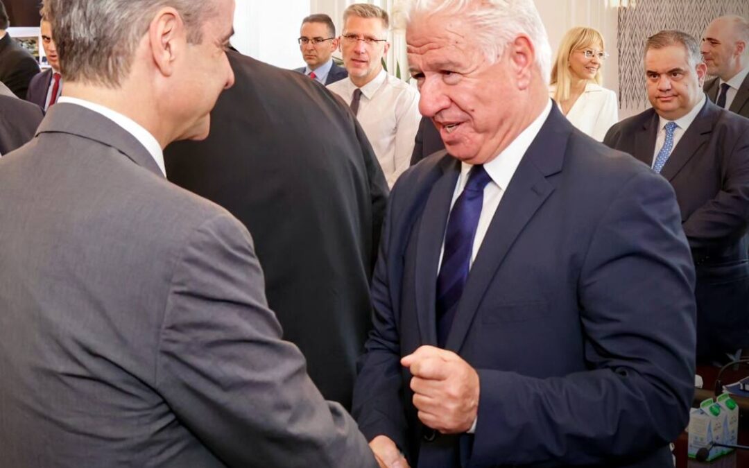 Ύδρευση, οδικό δίκτυο και εκκρεμότητες από φυσικές καταστροφές στα Ιόνια Νησιά, τα θέματα που έθεσε υπόψη του Πρωθυπουργού  ο Περιφερειάρχης, Γιάννης Τρεπεκλής
