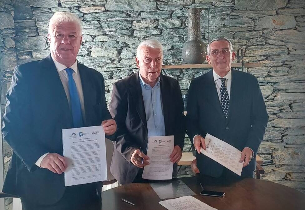 Υπεγράφη στη Λέσβο η «Διακήρυξη της Κέρκυρας» από τις Περιφέρειες Ιονίων Νήσων, Νοτίου και Βορείου Αιγαίου