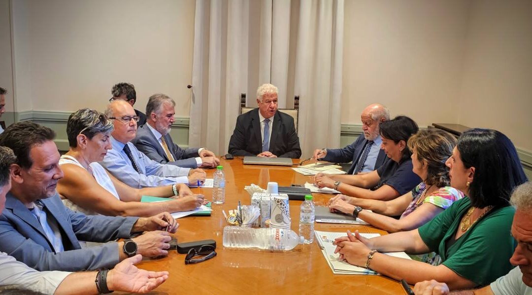 Περιφερειάρχης Ιονίων Νήσων, Γιάννης Τρεπεκλής, στη σύσκεψη με τους Δημάρχους της Π.Ε. Κέρκυρας και τον Οργανισμό Φυσικού Περιβάλλοντος & Κλιματικής Αλλαγής (Ο.ΦΥ.ΠΕ.Κ.Α.): «Ο σεβασμός και η προστασία του περιβάλλοντος αποτελεί πυξίδα για τη βιώσιμη ανάπτυξη στον τόπο μας»