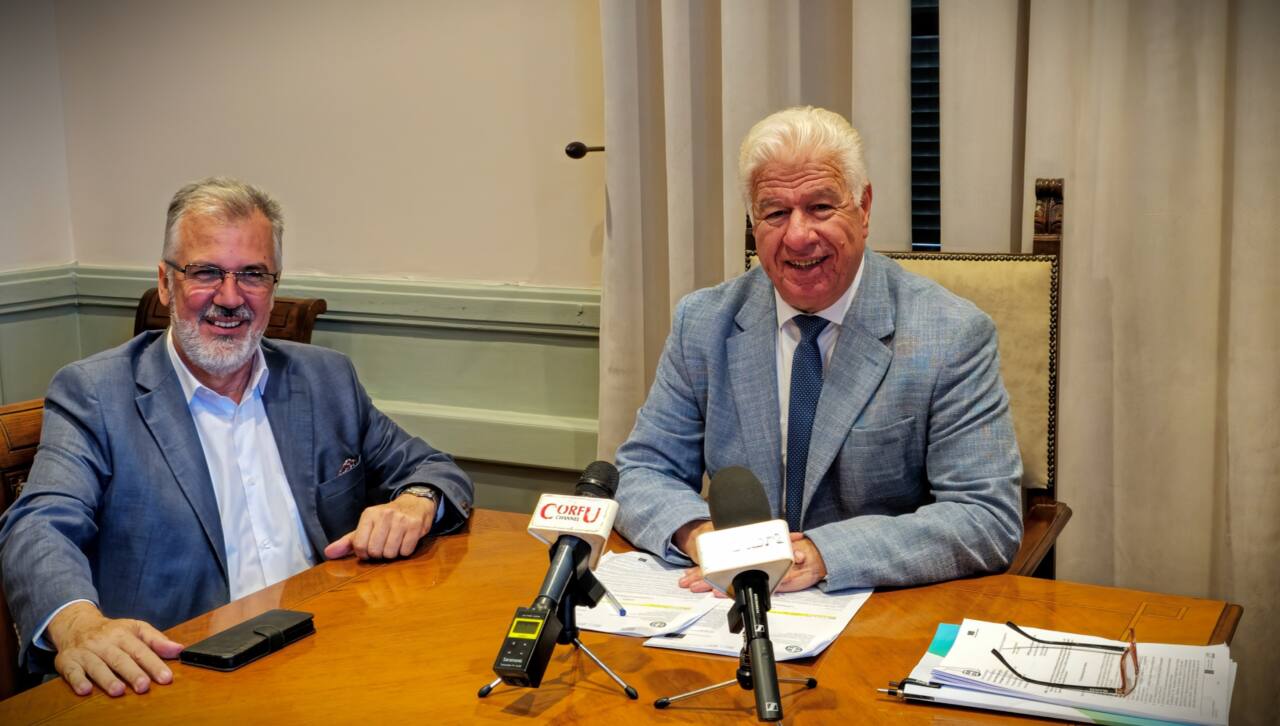 ΠΑΡΟΥΣΙΑΣΗ ΕΝΤΑΞΗΣ ΔΥΟ ΕΡΓΩΝ (ΑΝΑΒΑΘΜΙΣΗ ΔΗΜΟΤΙΚΟΥ ΘΕΑΤΡΟΥ – ΑΠΟΚΑΤΑΣΤΑΣΗ SAN GIACOMO) ΣΤΟ ΕΣΠΑ 2021-27 (2)