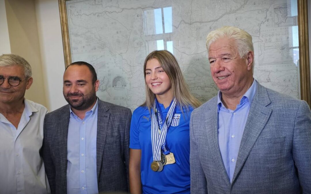 Ο Περιφερειάρχης Ιονίων Νήσων, Γιάννης Τρεπεκλής, υποδέχθηκε την Κερκυραία κωπηλάτρια, Έλενα Διαβάτη