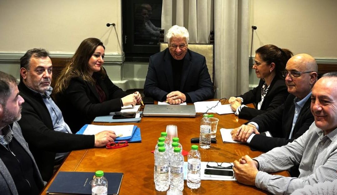 Σύσκεψη εργασίας υπό τον Περιφερειάρχη για την πορεία του προγράμματος LEADER  –  Σαφής αναπτυξιακός προσανατολισμός της ΠΙΝ υπέρ της περιφέρειας και των τοπικών κοινωνιών