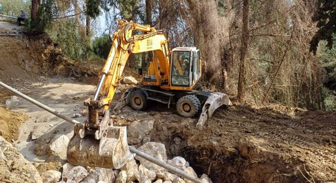 Ξεκίνησαν τα έργα αποκατάστασης από την κατολίσθηση στο Γαστούρι και οι παρεμβάσεις φωτισμού στο Εθνικό Οδικό Δίκτυο της Κέρκυρας
