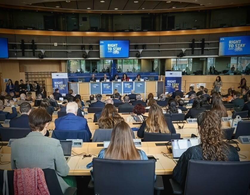 Στην καρδιά των ευρωπαϊκών αποφάσεων η Περιφέρεια Ιονίων Νήσων  |  Συμμετοχή του Περιφερειάρχη, Γιάννη Τρεπεκλή, στην Εκδήλωση Υψηλού Επιπέδου στο Ευρωκοινοβούλιο για το «Δικαίωμα Παραμονής» και τη Νησιωτική Συνοχή