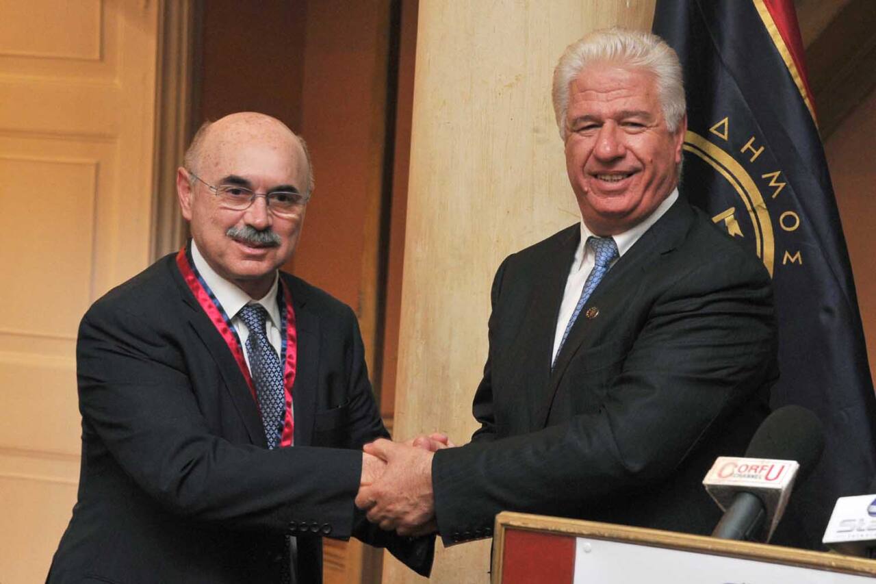 ΤΡΕΠΕΚΛΗΣ – ΒΡΑΒΕΥΣΗ ΤΕΝΤΕ 2013